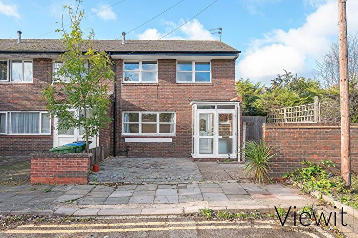 4 Bedroom Terraced House To Rent In Chilver Street, Greenwich, London, SE10