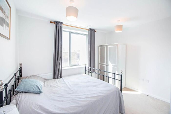 1 Bedroom Apartment To Rent In Werrington Street, London, NW1