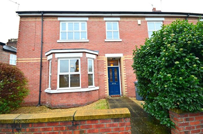 2 Bedroom Apartment To Rent In William Street, Didsbury, Manchester, M20
