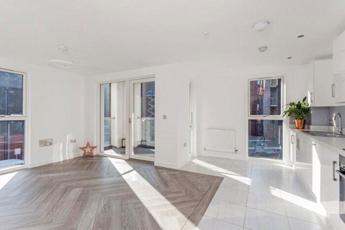 2 Bedroom Apartment To Rent In Stratford-upon-Avon, Warwickshire, CV37