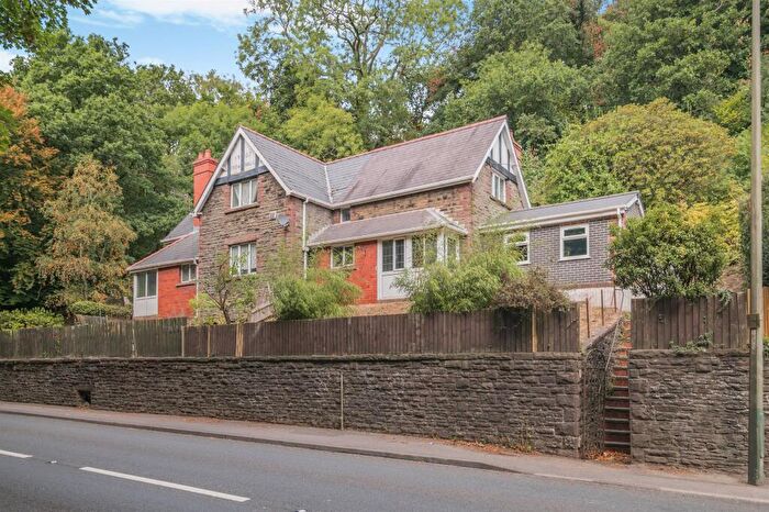 3 Bedroom Semi-Detached House For Sale In Fron-Haul, Newbridge, Main Road, NP11