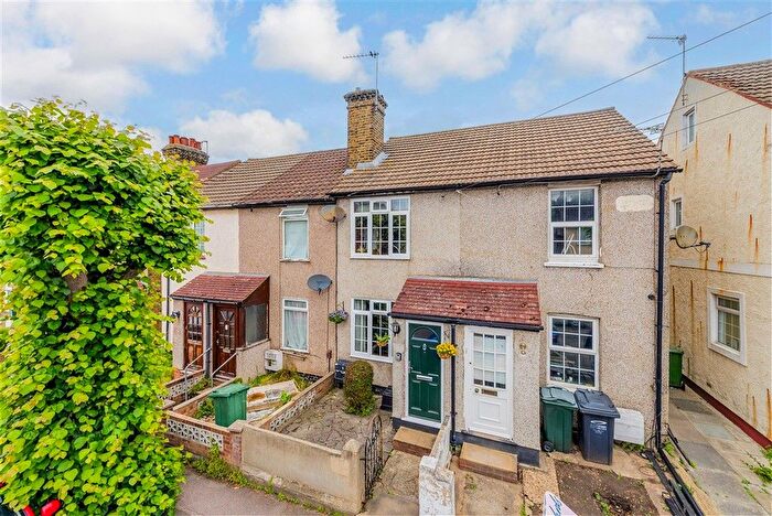 2 Bedroom Terraced House For Sale In St. Martin's Road, Dartford, Kent, DA1