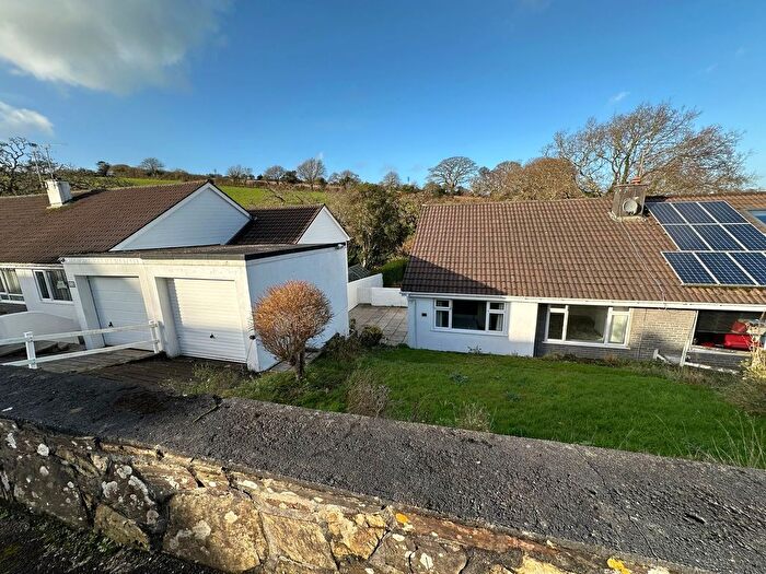 3 Bedroom Semi Detached Bungalow For Sale In Lanoweth, Penryn, TR10