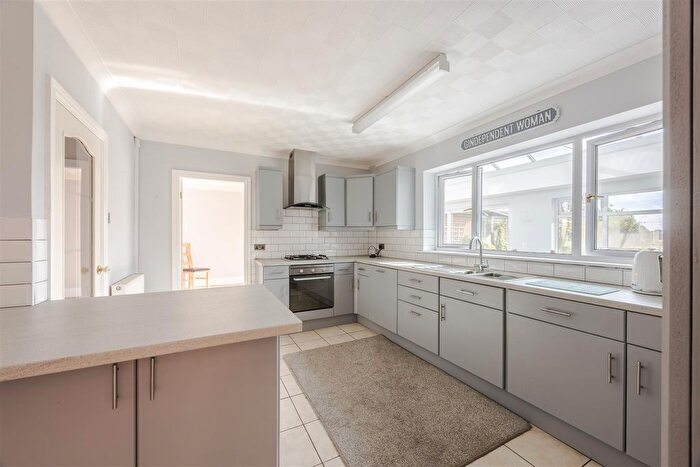 4 Bedroom Detached House For Sale In Southfield Close, Ulceby, DN39