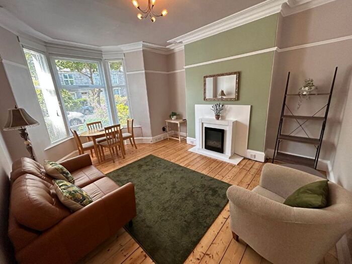 2 Bedroom Flat To Rent In Forest Avenue, West End, Aberdeen, AB15