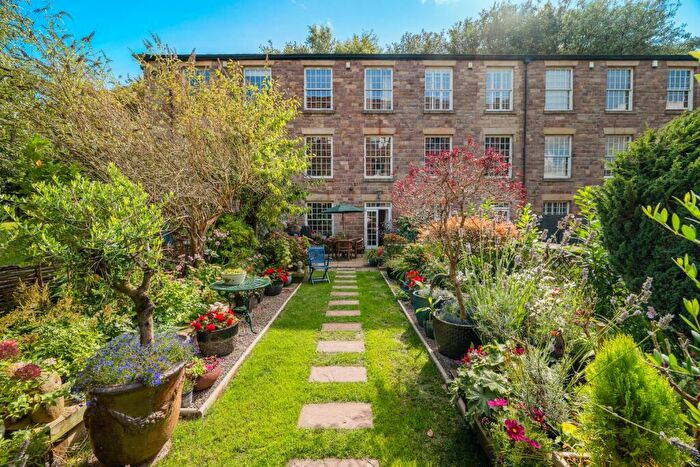 3 Bedroom Mews For Sale In Bridge Mill, Threadfold Way, Eagley, Bolton, BL7