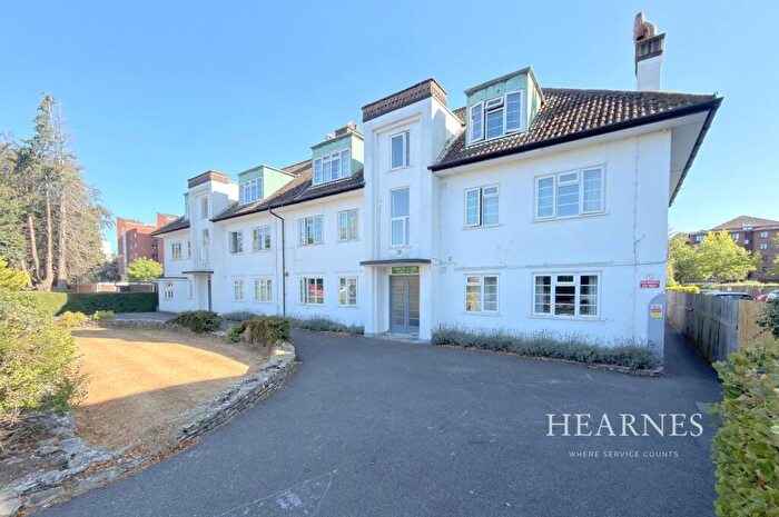 2 Bedroom Apartment For Sale In Princess Road, Poole, BH12