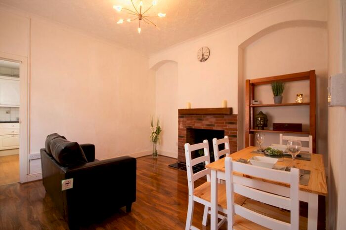 1 Bedroom End Of Terrace House To Rent In Milligan Road, Leicester, LE2