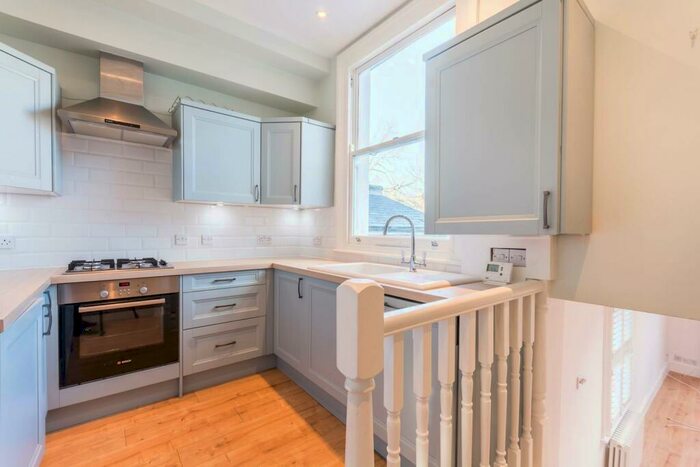 2 Bedroom Flat To Rent In Balfour Road, Highbury, London, N5