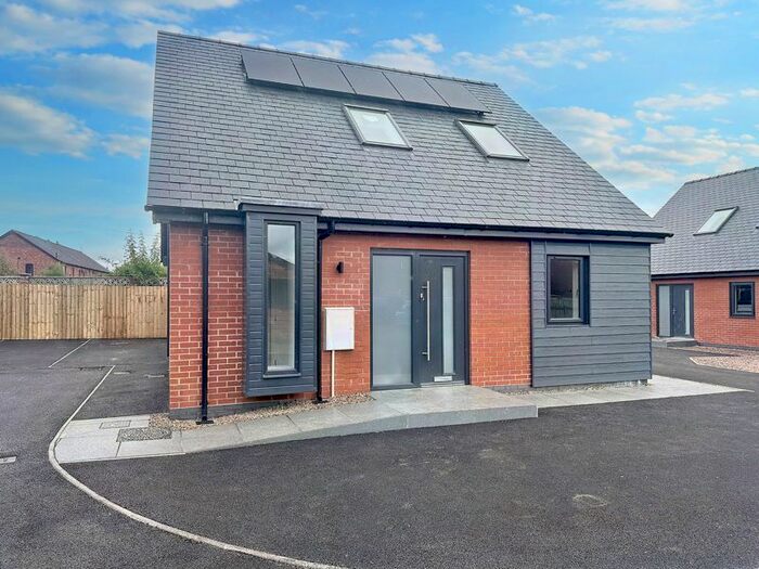3 Bedroom Detached House For Sale In Platinum Mews, Kington, HR5