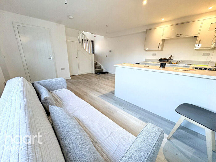 2 Bedroom Semi-Detached House For Sale In Deerfield, March, PE15