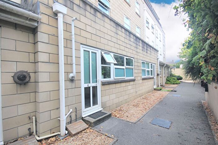 1 Bedroom Flat For Sale In Ringwood Road, Poole, BH12