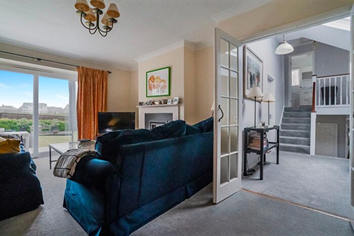 4 Bedroom Detached House For Sale In Maryland Road, Tunbridge Wells, Kent, TN2
