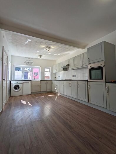 4 Bedroom Terraced House To Rent In Linden Road, Gillingham, ME7