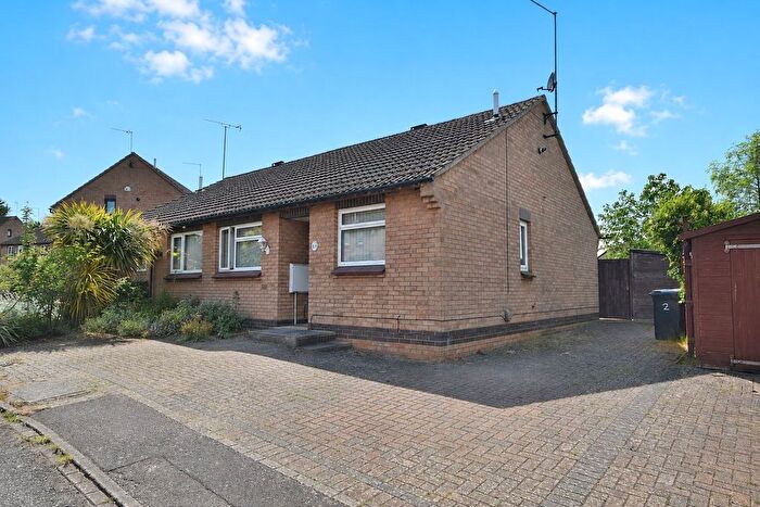 2 Bedroom Semi-Detached Bungalow For Sale In Hambledon Rise, Northampton, NN4