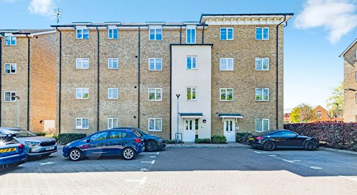 1 Bedroom Flat For Sale In Dodd Road, Watford, WD24