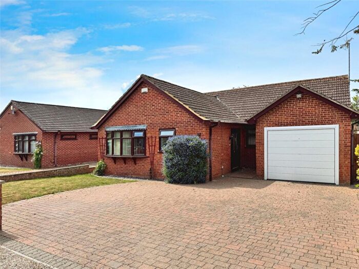 3 Bedroom Bungalow For Sale In Drome Path, Winnersh, Wokingham, RG41