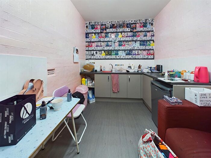 Property To Rent In Rake Lane, Wallasey, CH45