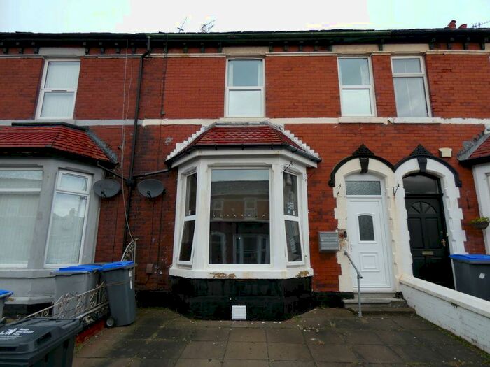 1 Bedroom Flat To Rent In Clevedon Road, Blackpool, FY1