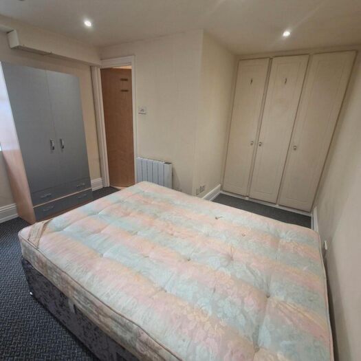 1 Bedroom Apartment To Rent In Ashgrove House, Elland Road, HX5