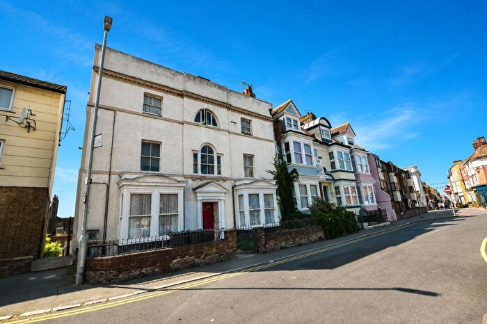 3 Bedroom Flat For Sale In High Street, Margate, CT9