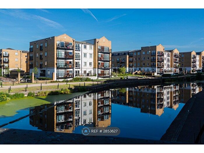 2 Bedroom Flat To Rent In Candle Street, London, E1