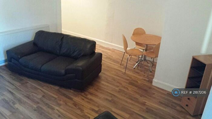 1 Bedroom Flat To Rent In Kelvin Street, Grangemouth, FK3