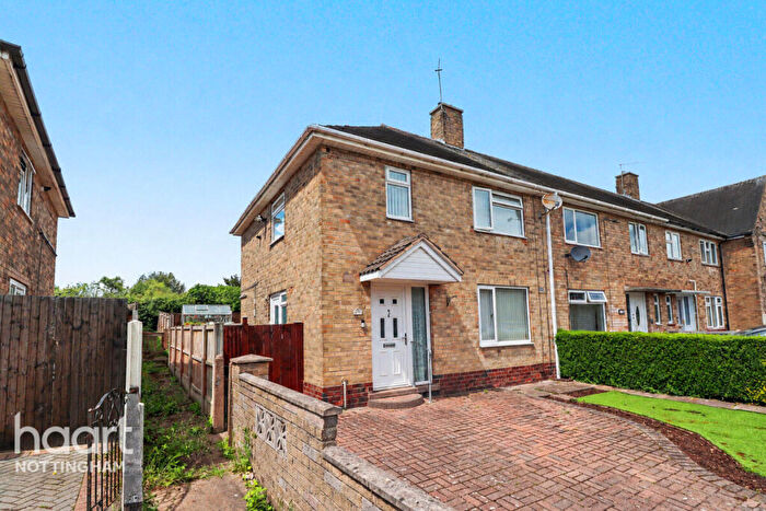 3 Bedroom End Of Terrace House For Sale In Thistledown Road, Clifton, NG11