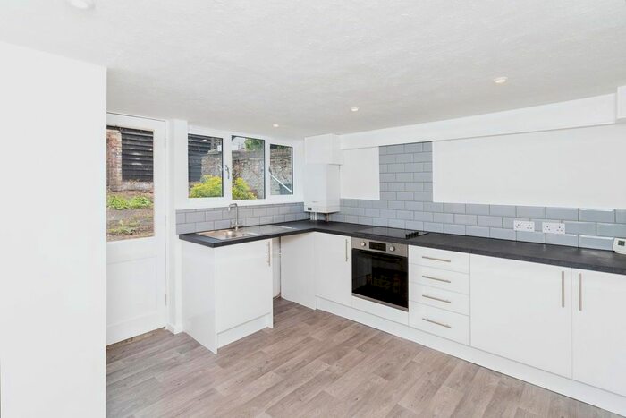 3 Bedroom Property To Rent In Bridge Street, Saffron Walden, CB10