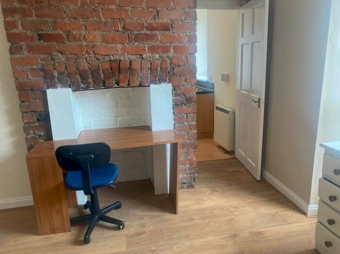 1 Bedroom Flat To Rent In Blackness Road, Dundee, DD1