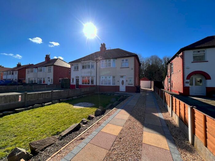 3 Bedroom Semi-Detached House To Rent In Scarisbrick New Road, Southport, Merseyside, PR8