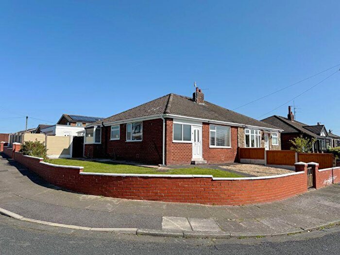 2 Bedroom Semi-Detached Bungalow For Sale In Hillside Close - Thornton Cleveleys -, FY5