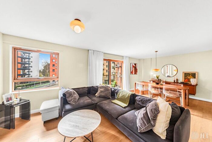 2 Bedroom Flat For Sale In Burford Wharf, Cam Road, London, E15