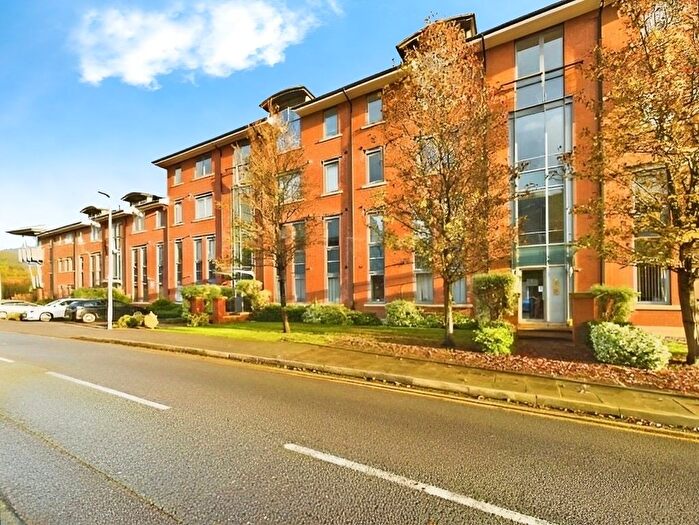 2 Bedroom Flat To Rent In Walls Avenue, Chester, Cheshire, CH1