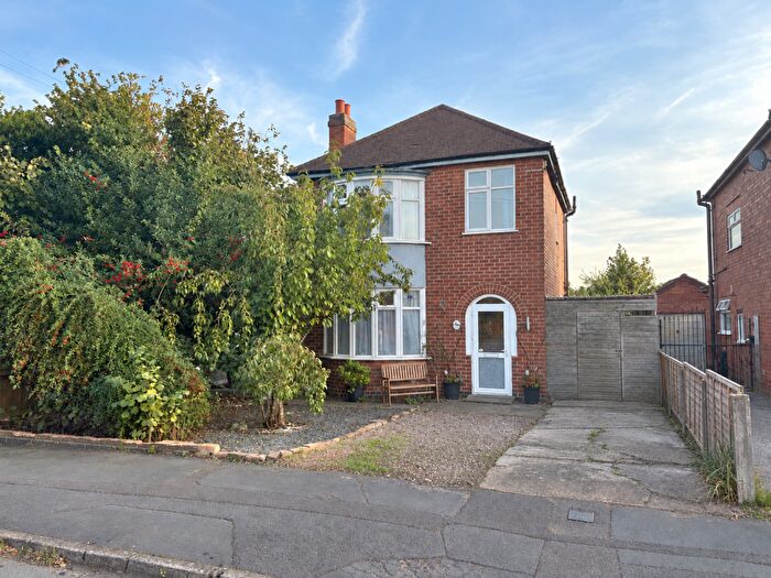 3 Bedroom Detached House For Sale In Clay Street, Burton-on-trent, DE15