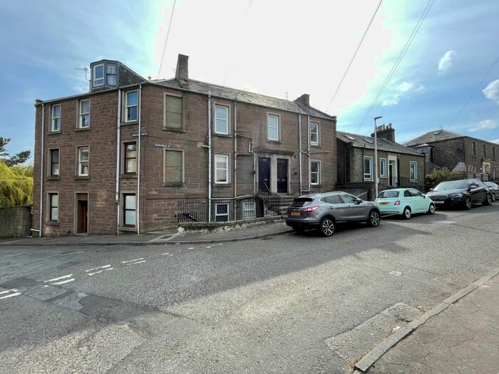 2 Bedroom Flat To Rent In Fleuchar Street, Dundee, DD2