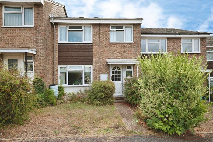 3 Bedroom Terraced House To Rent In Chessmount Rise, Chesham, HP5