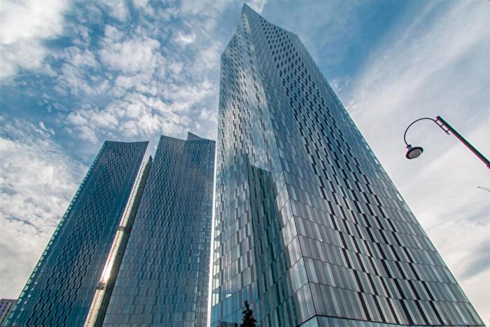 1 Bedroom Apartment To Rent In Deansgate Square, Manchester, M15