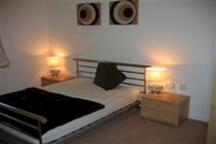 2 Bedroom Flat To Rent In Dutton Court, Warrington, WA1