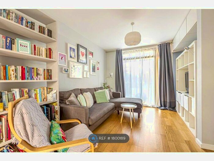 3 Bedroom End Of Terrace House To Rent In Edison Court, London, SE10