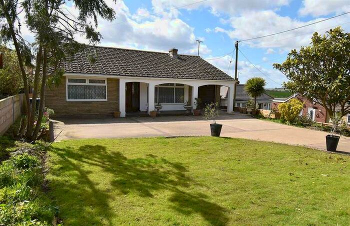 4 Bedroom Detached Bungalow For Sale In Radfall Road, Chestfield, Whitstable, CT5