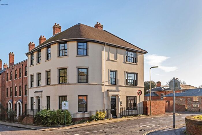 3 Bedroom Semi Detached House For Sale In Romsey Road, Winchester, SO22