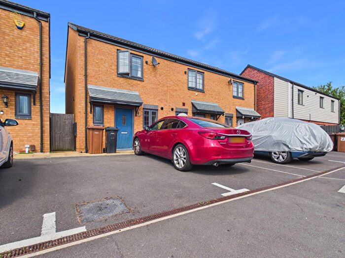 2 Bedroom End Terrace House For Sale In Dunkley Crescent, Chelmsley Wood, Solihull, B37
