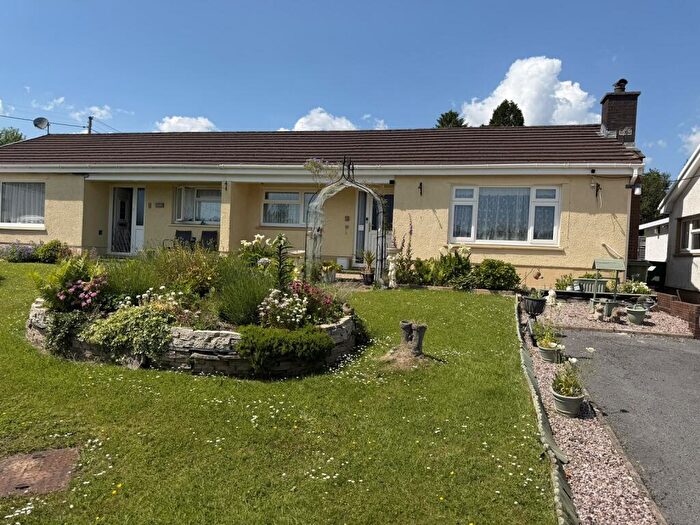 2 Bedroom Semi-Detached House For Sale In Maesawelon, Dryslwyn, Carmarthen, Carmarthenshire., SA32