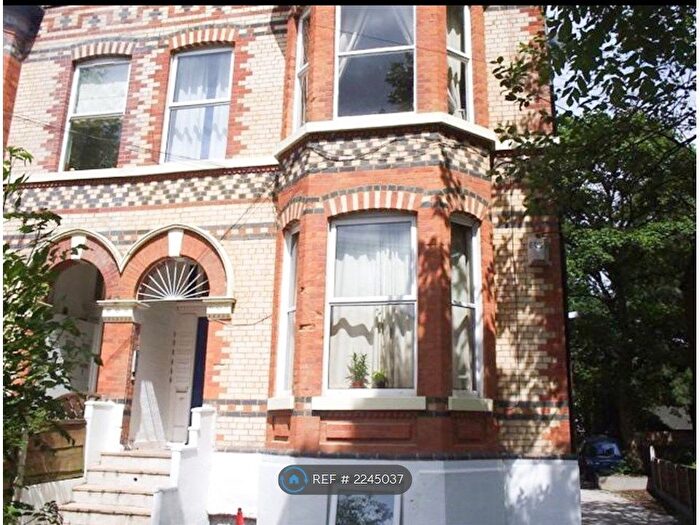 2 Bedroom Flat To Rent In Mayfield Road, Whalley Range, M16