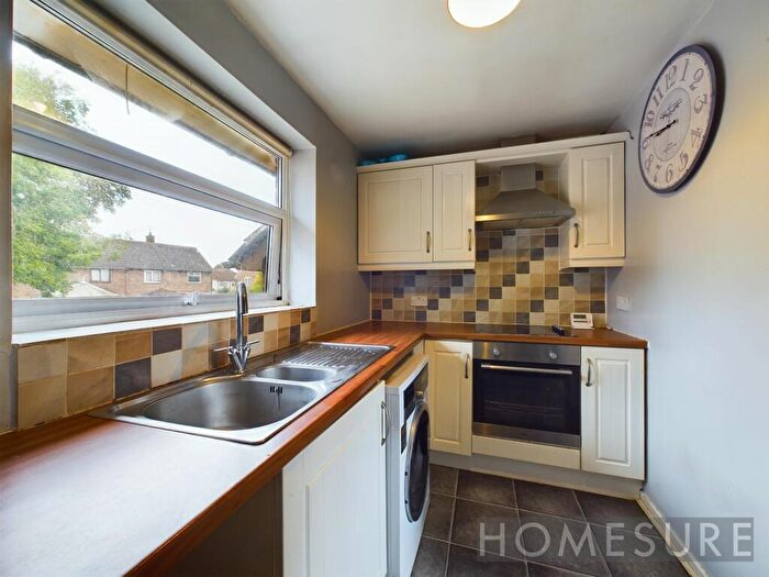2 Bedroom Flat For Sale In Markfield Crescent, Liverpool, L25
