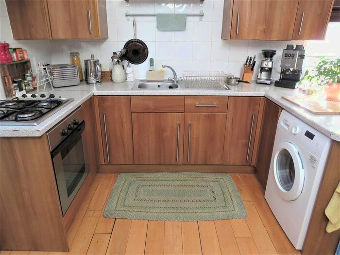 2 Bedroom Flat To Rent In Adys Road, Peckham, SE15