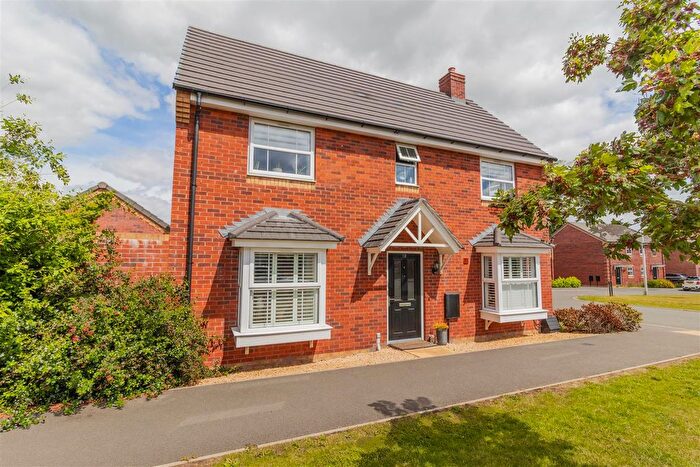 3 Bedroom Detached House For Sale In Swordfish Avenue, Southam, Warwickshire, CV47