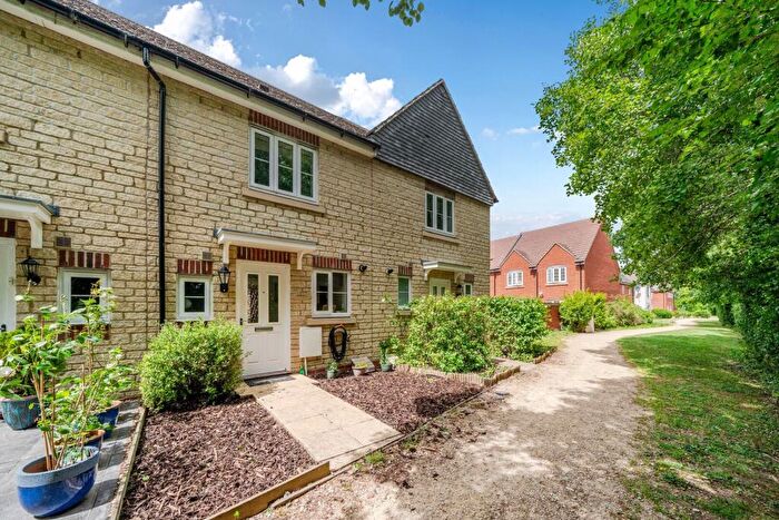 2 Bedroom Terraced House For Sale In Denchworth Road, Wantage, OX12