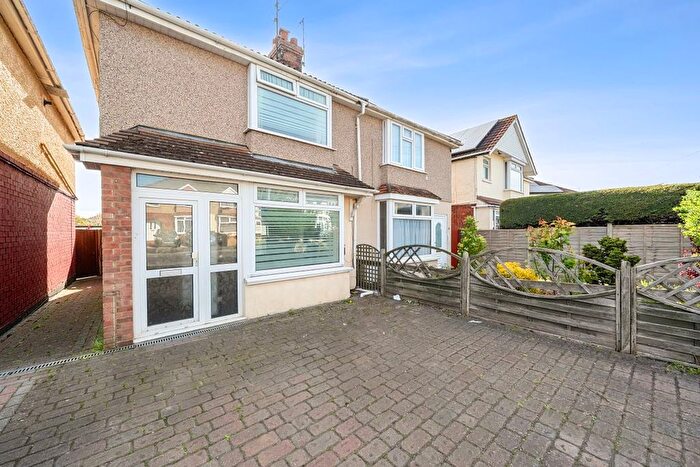 3 Bedroom Semi-detached House For Sale In Surrey Road, Rodbourne Cheney, Swindon, SN2